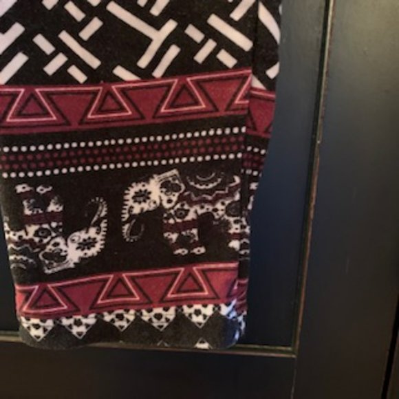 Girls Elephant Cross Stitch Maroon and Black Leggings - Picture 3 of 7